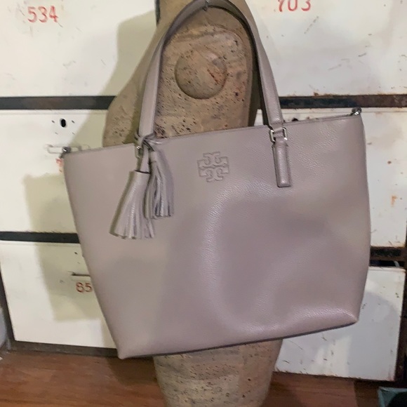 Tory Burch Handbags - Tory Burch tote